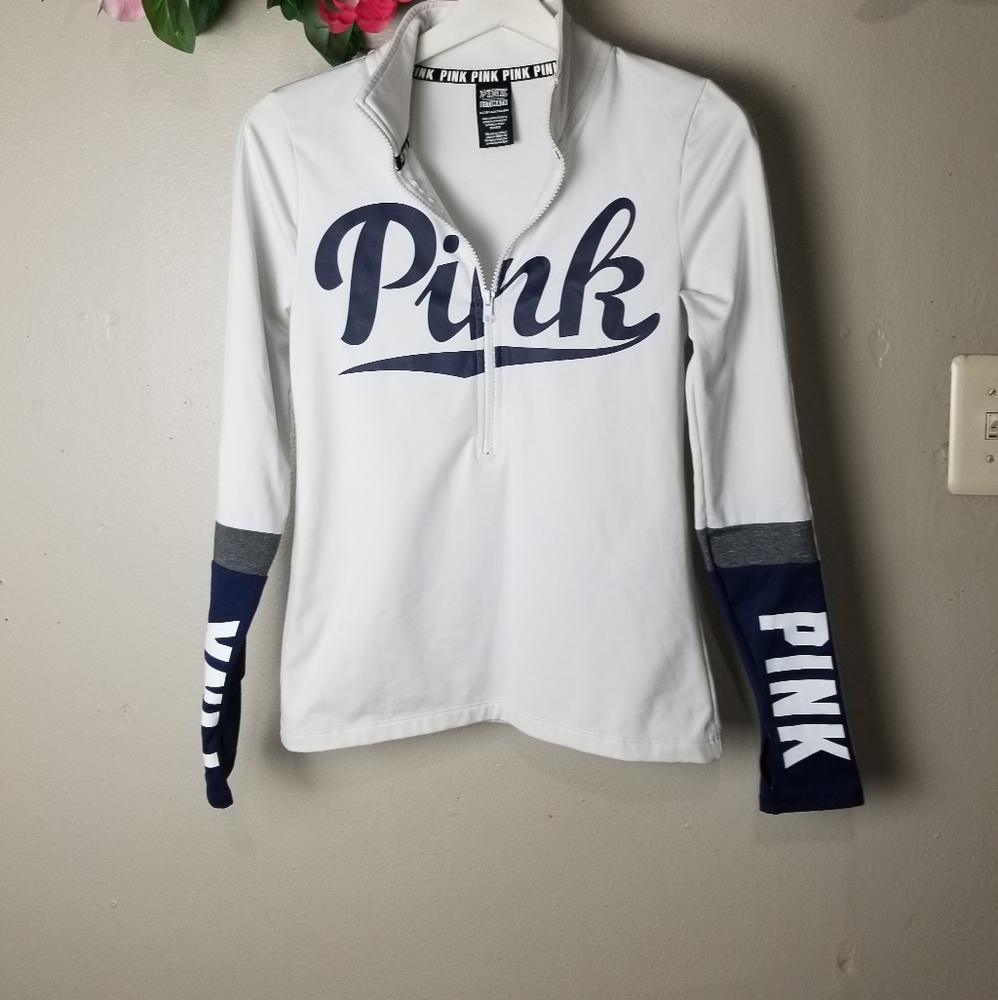 Victoria Secrets Pink ultimate athletic ja…